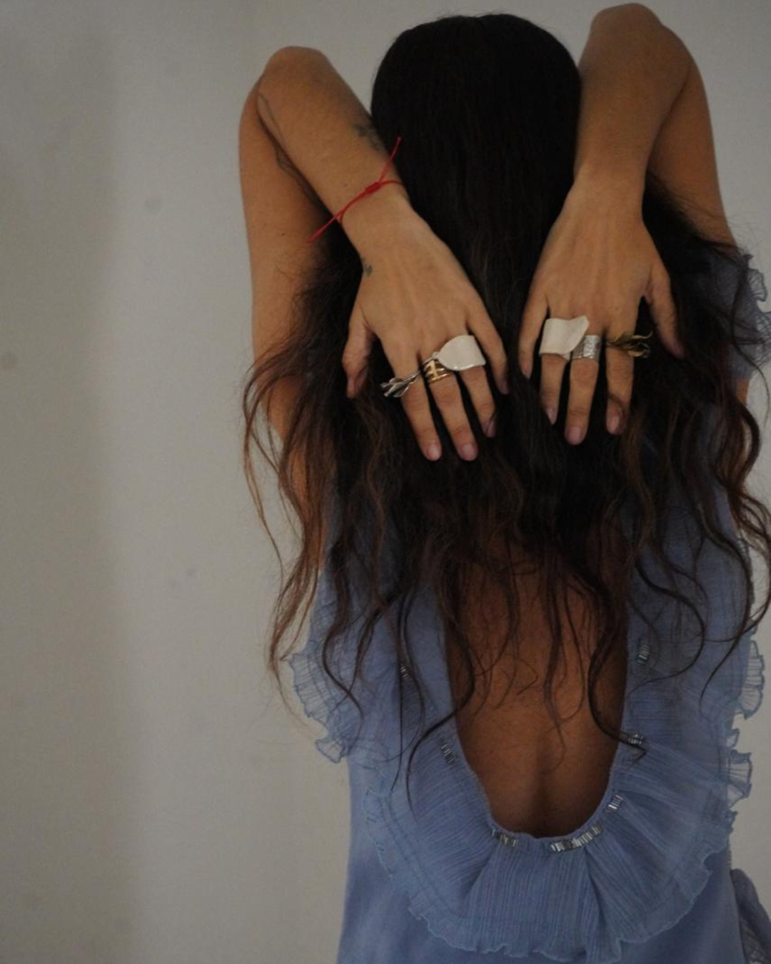 VESTIDO MINI HALTER APLICACIONES