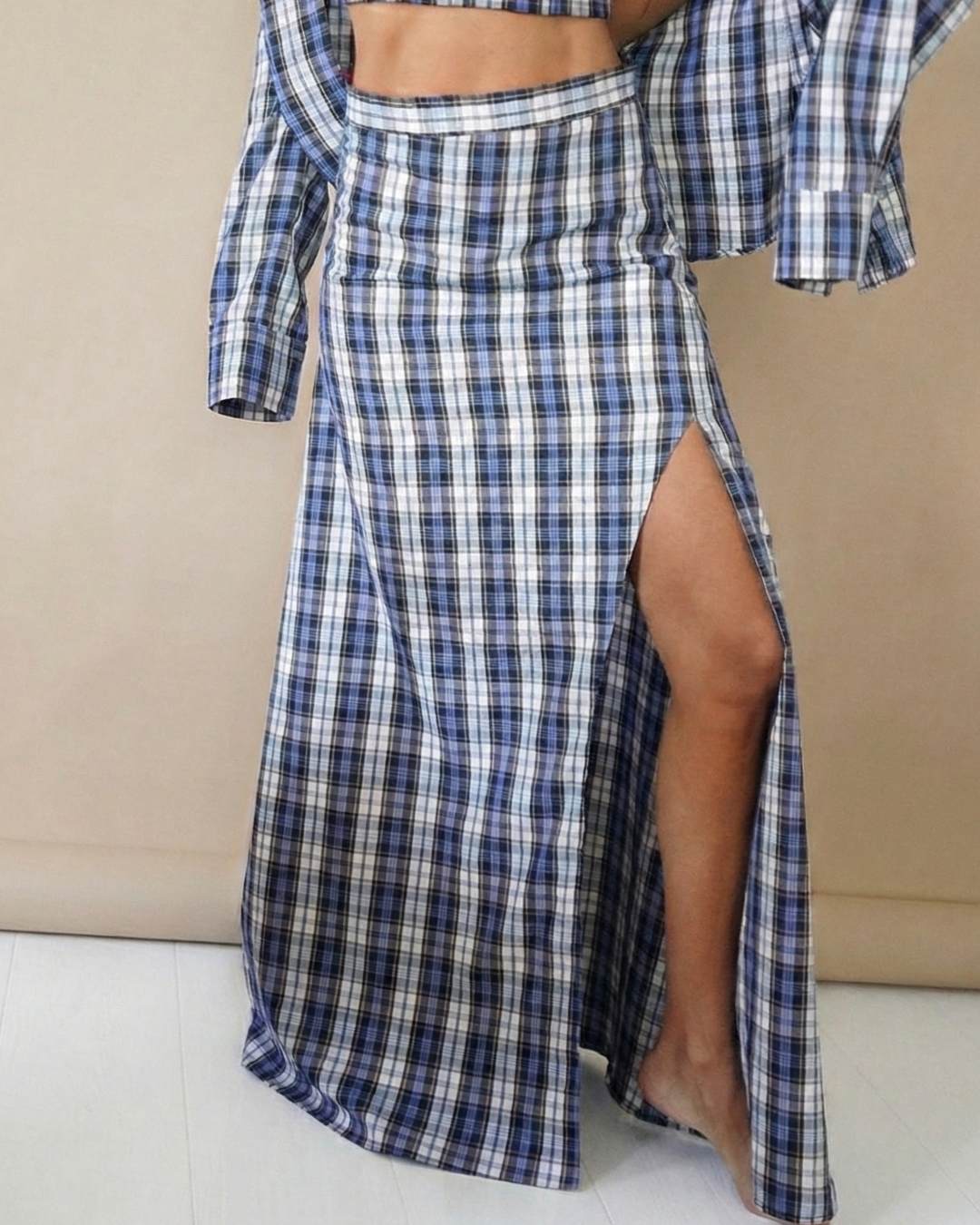 FALDA ABERTURA PIERNA