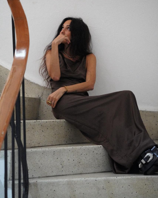 VESTIDO CHOCOLATE LARGO